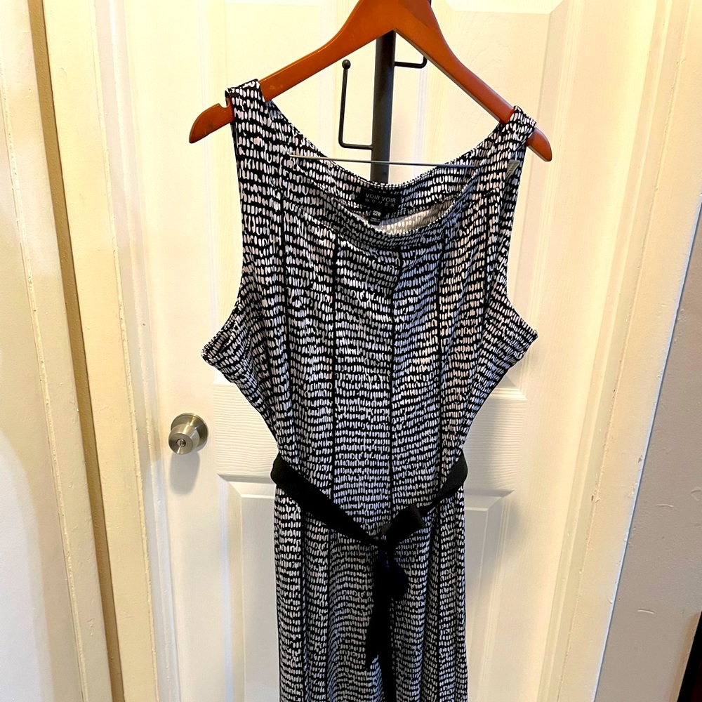 Voir Voir Black and White Patterned Sleeveless Belted Dress